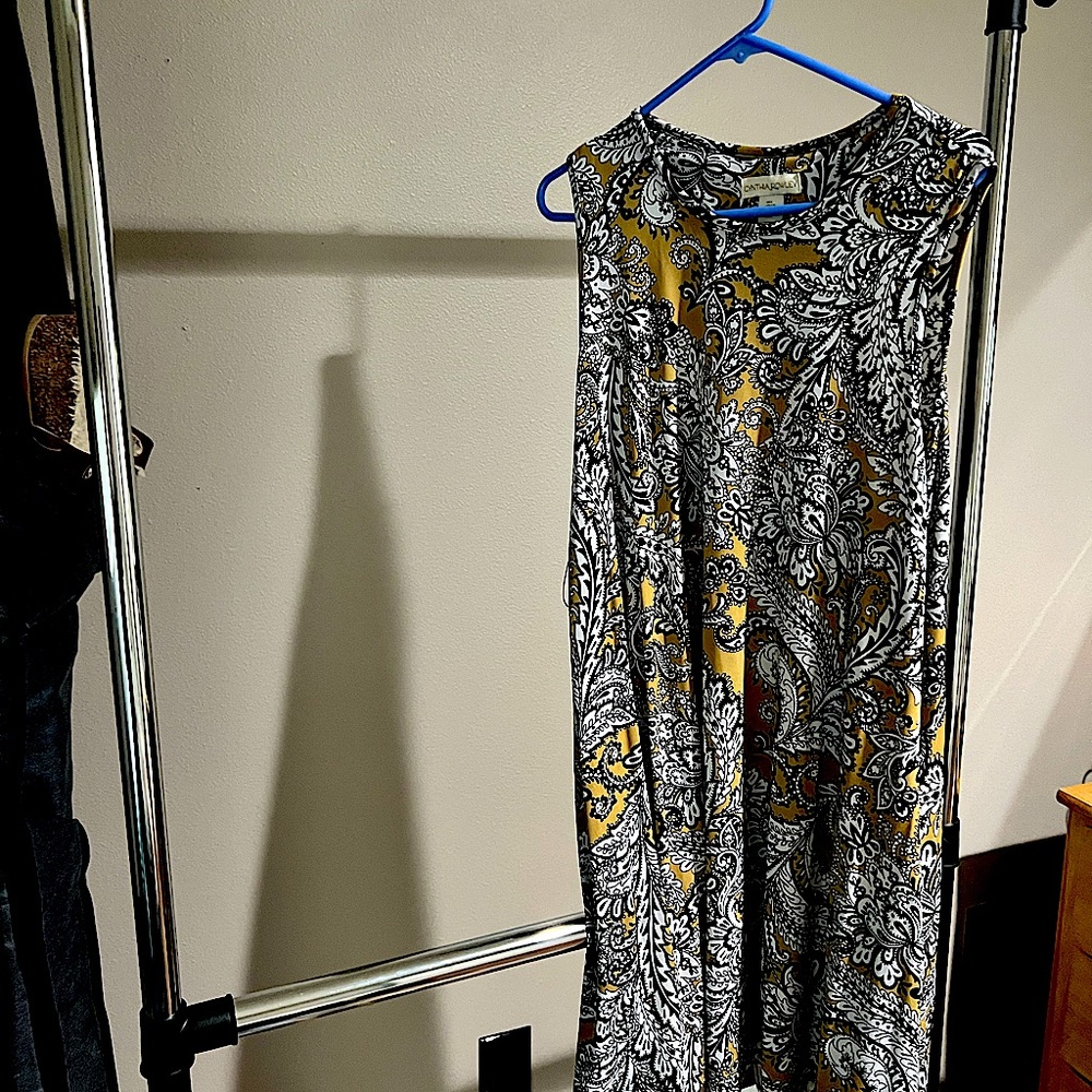 Women’s large, Cynthia Raleigh dress with black and gold and white design